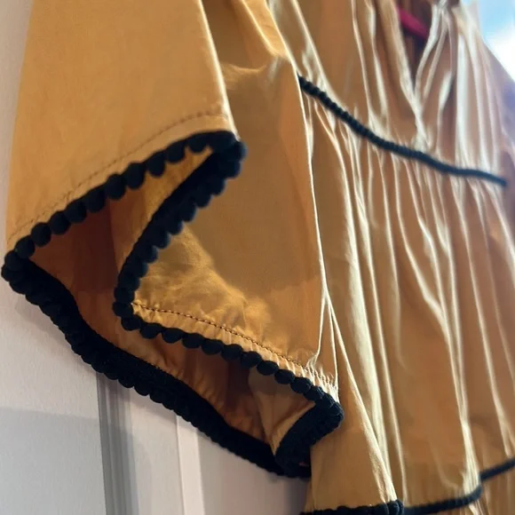 EUC CROSBY MUSTARD/BLACK TOP • M - Picture 3 of 4